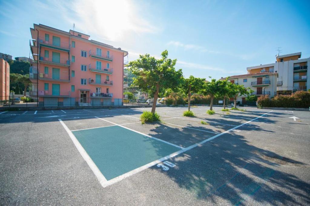 Babyaccommodation Family Experience III Pietra Ligure Dış mekan fotoğraf