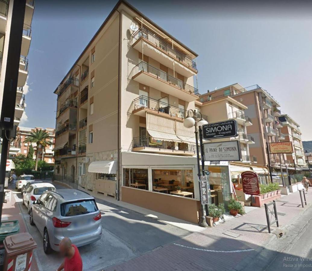 Babyaccommodation Family Experience III Pietra Ligure Dış mekan fotoğraf