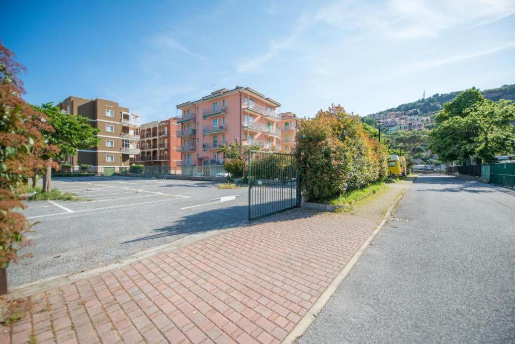 Babyaccommodation Family Experience III Pietra Ligure Dış mekan fotoğraf
